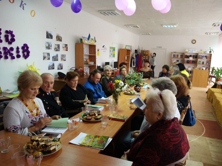 Відзначили ювілей літературного клубу «Зореоко»