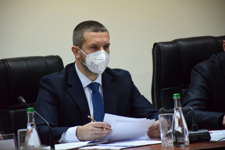 Олександр Стаднік: Шановна громадо, прошу не плутати  надзвичайну ситуацію з надзвичайним станом, який вводить виключно Верховна Рада України.