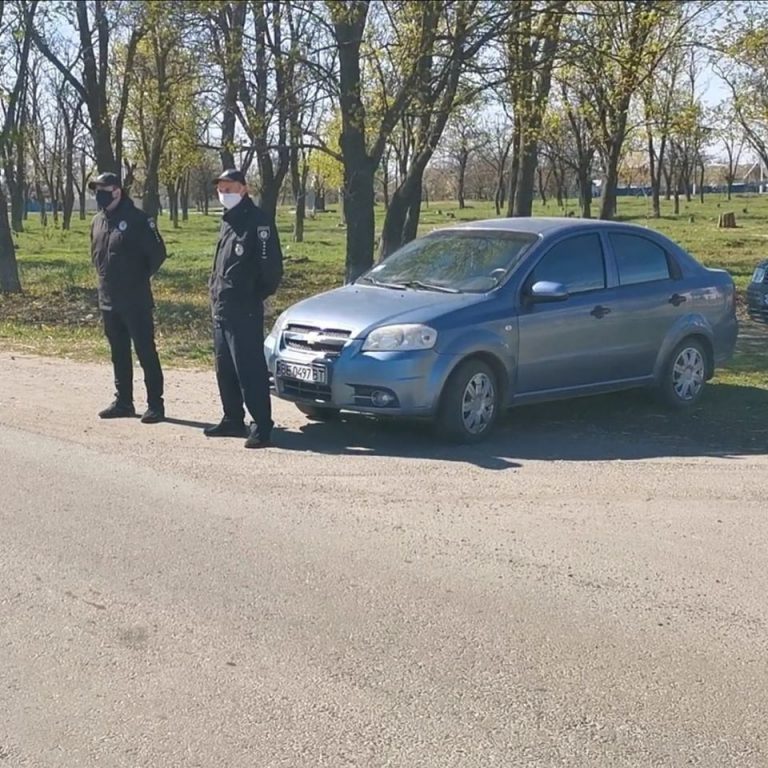Поліцейські Миколаївщини провели профілактичні заходи щодо дотримання вірянами карантинних обмежень