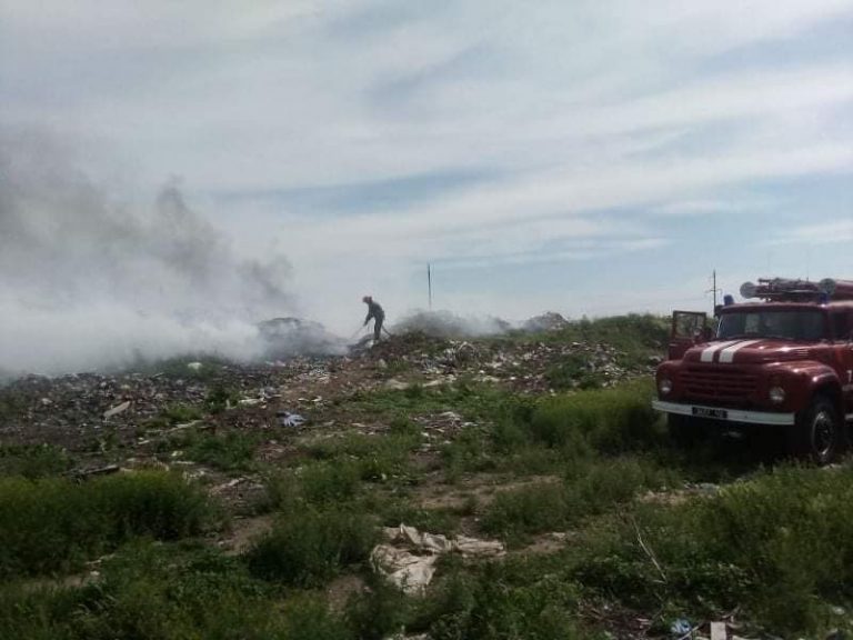 Пожежа сміття на території твердих побутових відходів КП “Добробут” локалізована