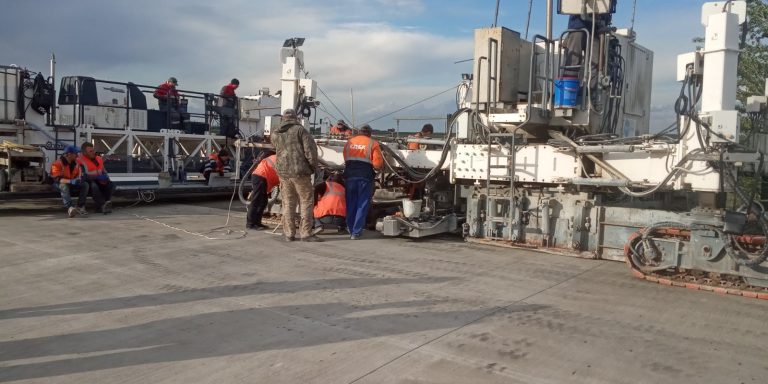 Шлях до працевлаштування проліг через дорогу: історії успіху працевлаштованих в Укравтодорі.